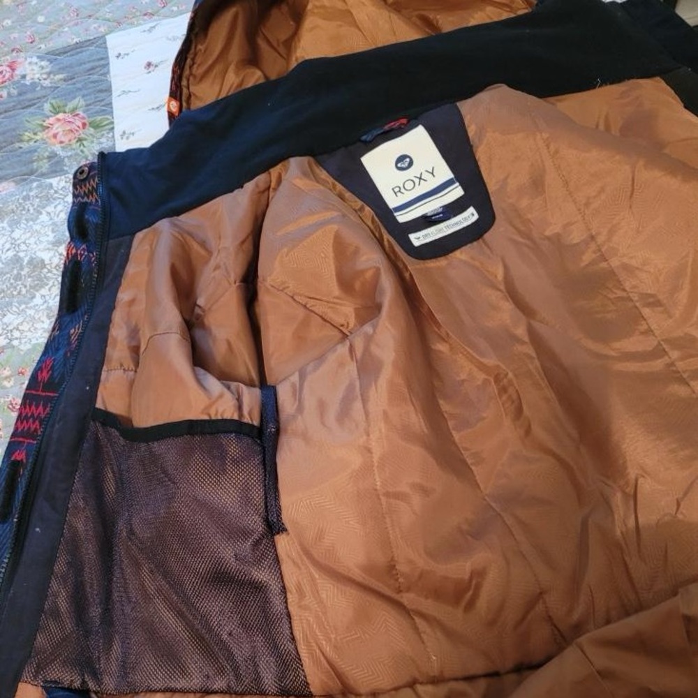 Roxy Winter Jacket - image 4